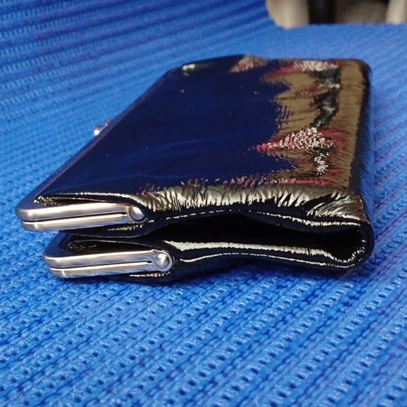 Hobo International - Picture 9 of 10